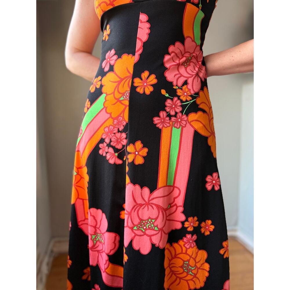 Vintage 60s Floral Maxi Dress | Mod Psychedelic Black Pink Orange Sundress | S - Picture 7 of 10